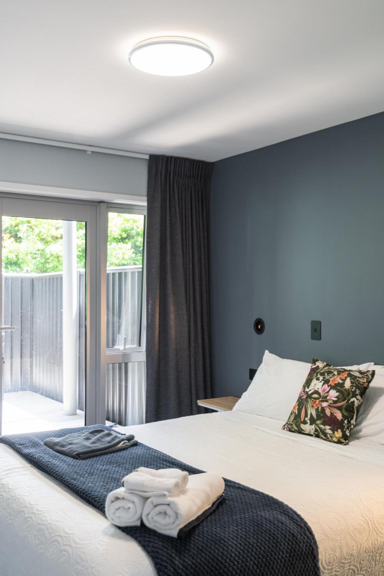 Spacious Home Near Cbd Spa Pool Parking 3Br オークランド エクステリア 写真